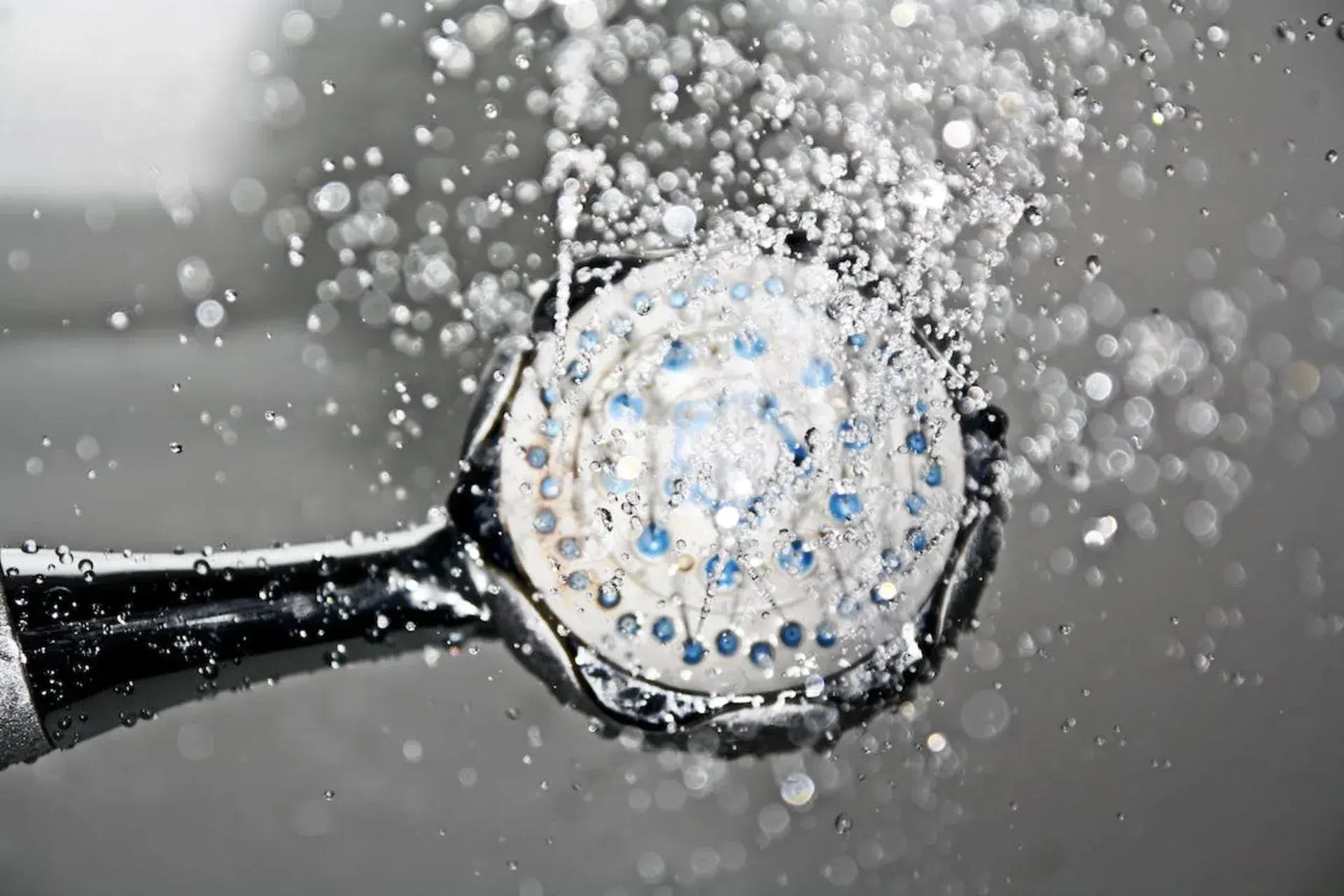 Контрастний душ: чому варто почати приймати його щодня, Фото 2100